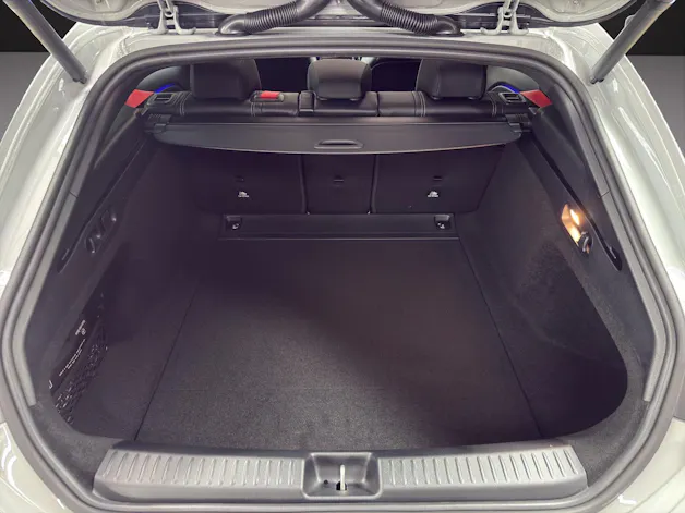 Mercedes-Benz CLA 220 4MATIC Shooting Brake