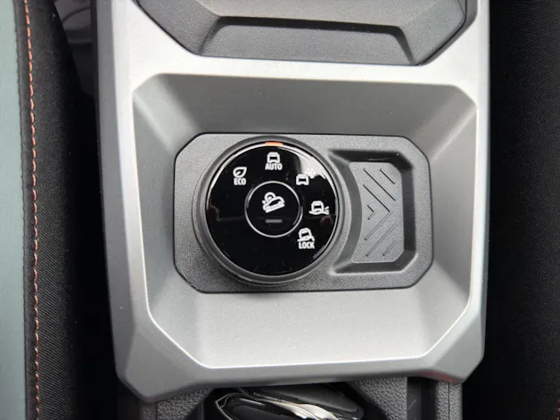 Dacia Duster TCe 150 48V Extreme 4x4 **Adaptiver Tempomat**