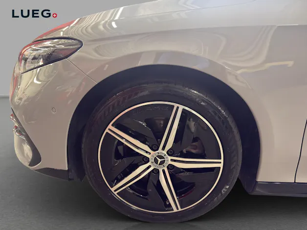Mercedes-Benz CLA 250+ 85 kWh - EQ - AMG / DISTRONIC / Rückfahrkamera / Soundsystem