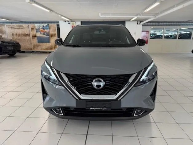 Nissan Qashqai 1.3 DIG-T MHEV Tekna+ Xtronic 4x4