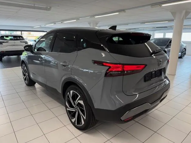 Nissan Qashqai 1.3 DIG-T MHEV Tekna+ Xtronic 4x4