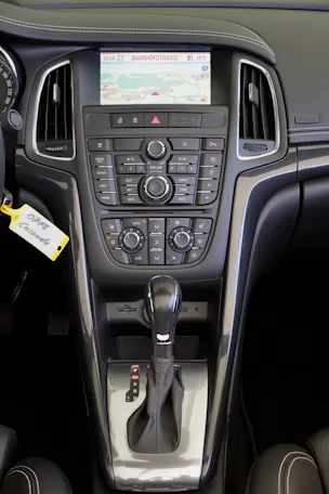 Opel Cascada 1.6i 16V Cosmo Automat