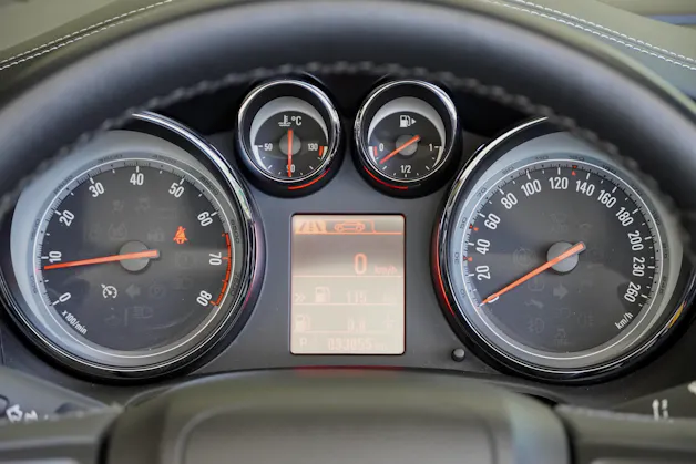 Opel Cascada 1.6i 16V Cosmo Automat