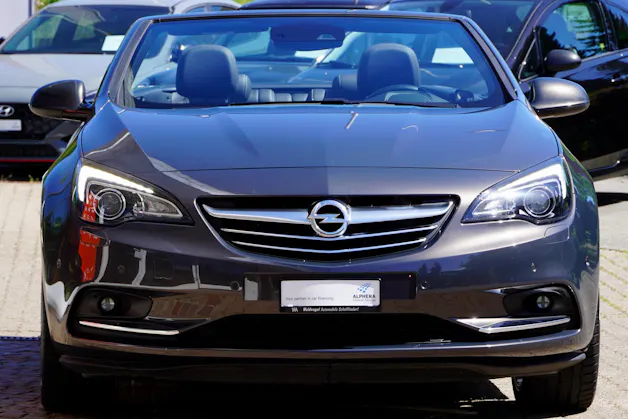Opel Cascada 1.6i 16V Cosmo Automat