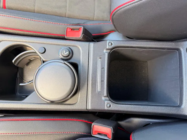 VW Golf GTI CLUBSPORT *** VOLLAUSSTATTUNG MIT AKRAPOVIC AUSPUFFANLAGE ***