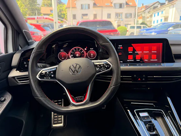 VW Golf GTI CLUBSPORT *** VOLLAUSSTATTUNG MIT AKRAPOVIC AUSPUFFANLAGE ***