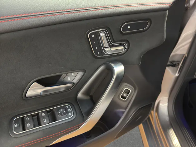 Mercedes-Benz CLA 250 4M - AMG / 360 Grad Kamera / Sitzmemory / Soundsystem