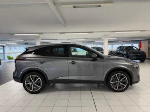 Nissan Qashqai 1.3 DIG-T MHEV Tekna Xtronic 4x4
