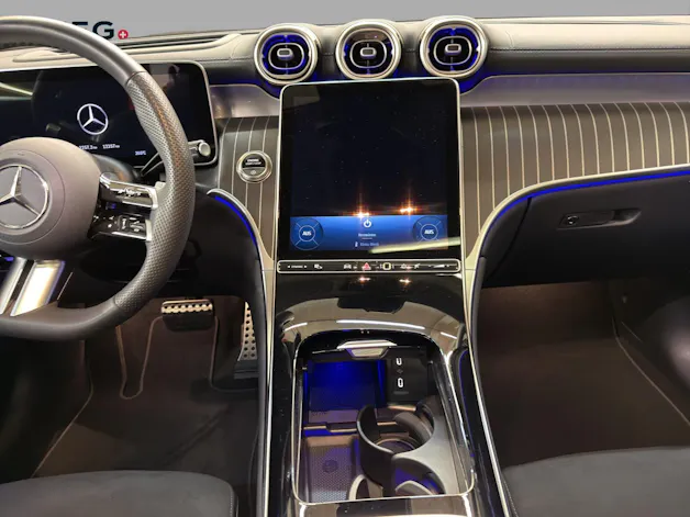 Mercedes-Benz GLC 200 4M - Coupé - AMG / 360 Grad Kamera / Head-Up Display / DIGITAL Light