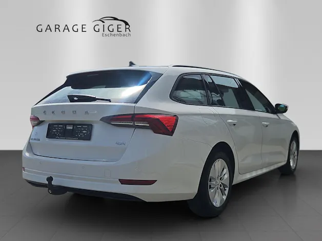 Škoda Octavia Combi 2.0 TDI DSG Ambition 4x4