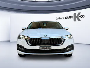 SKODA Octavia Combi 2.0 TDI DSG Ambition 4x4