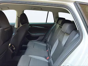 SKODA Octavia Combi 2.0 TDI DSG Ambition 4x4