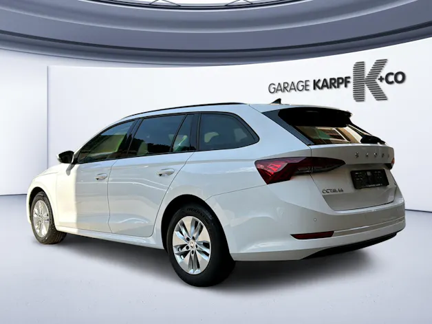 SKODA Octavia Combi 2.0 TDI DSG Ambition 4x4
