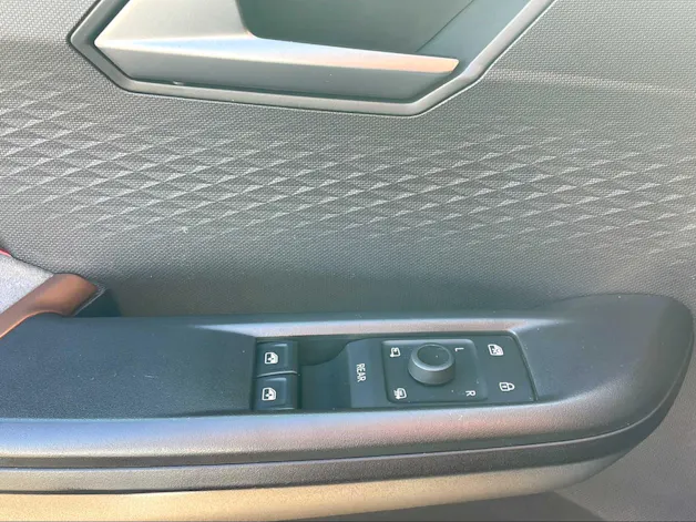 Cupra Born El primero tres