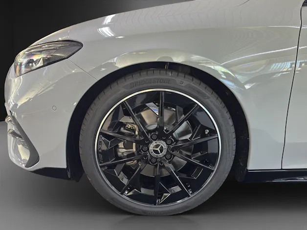 Mercedes-Benz CLA 220 4MATIC Shooting Brake