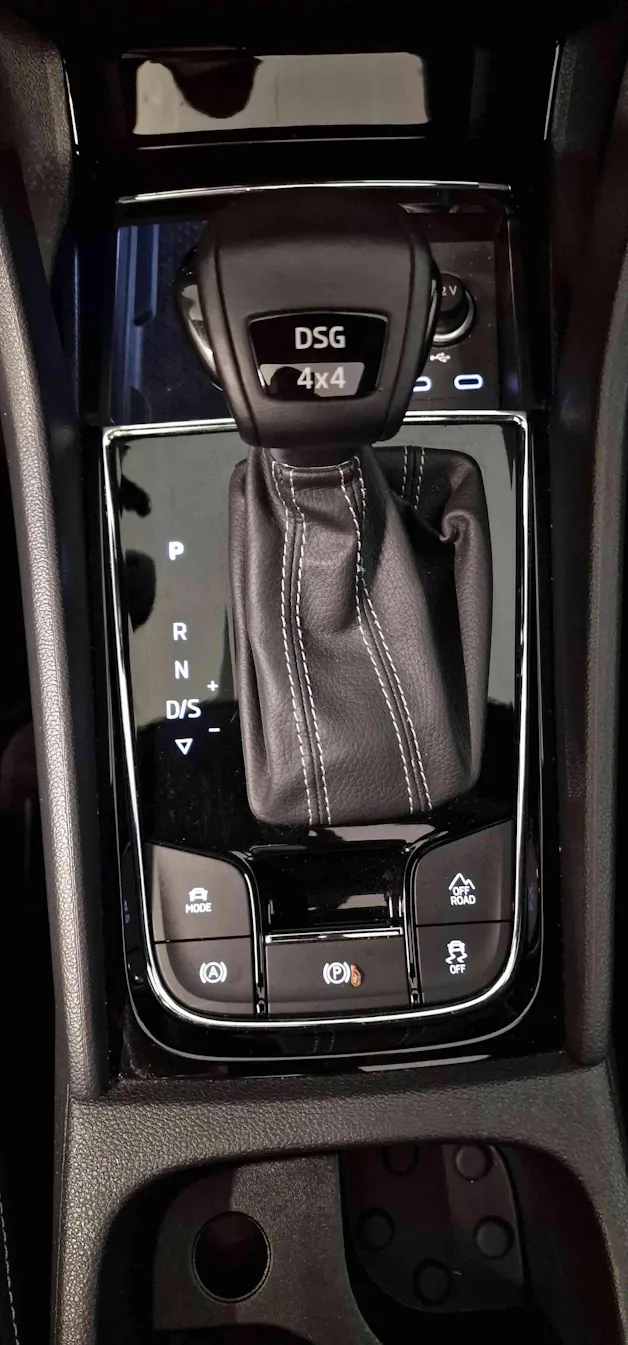 Škoda Karoq 2.0 TSI SportLine 4x4 DSG