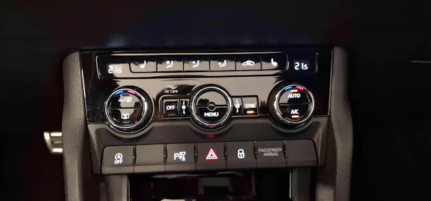 Škoda Karoq 2.0 TSI SportLine 4x4 DSG