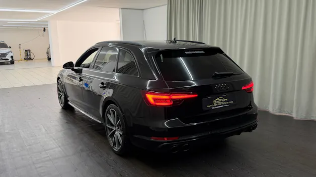 Audi S4 Avant 3.0 TDI quattro tiptronic