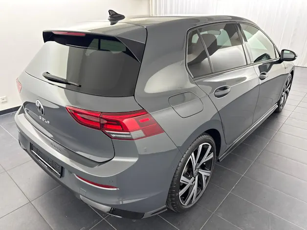 VW Golf 2.0 TDI R-Line DSG
