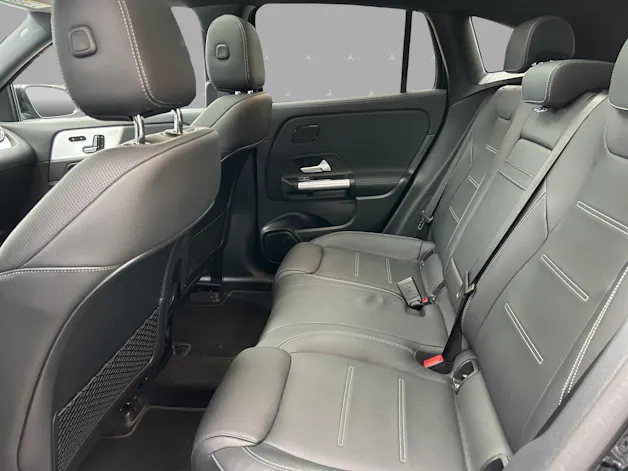 Mercedes-Benz EQA 300 AMG Line 4Matic