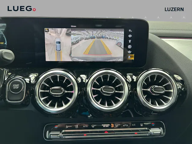 Mercedes-Benz EQA 300 AMG Line 4Matic