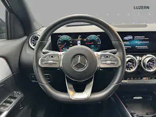 Mercedes-Benz EQA 300 AMG Line 4Matic