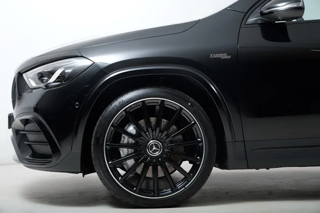 Mercedes-Benz GLA AMG 35 4Matic 8G-DCT
