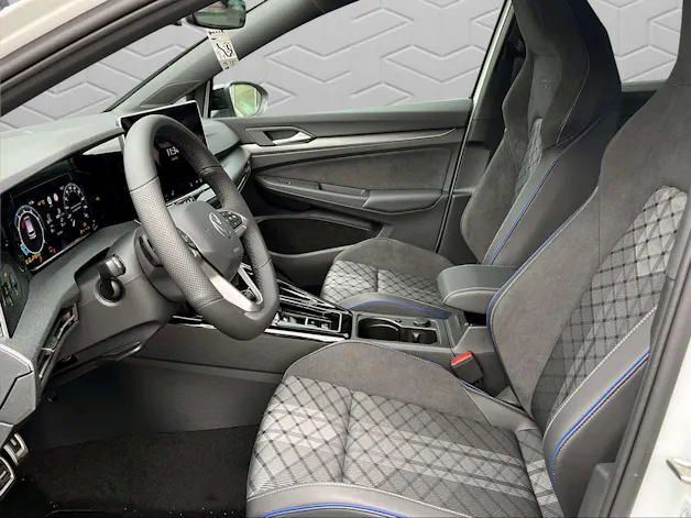 VW Golf 2.0 TSI R-Line DSG 4 Motion