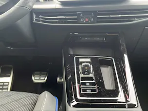VW Golf 2.0 TSI R-Line DSG 4 Motion