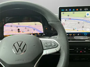 VW Golf 2.0 TSI R-Line DSG 4 Motion