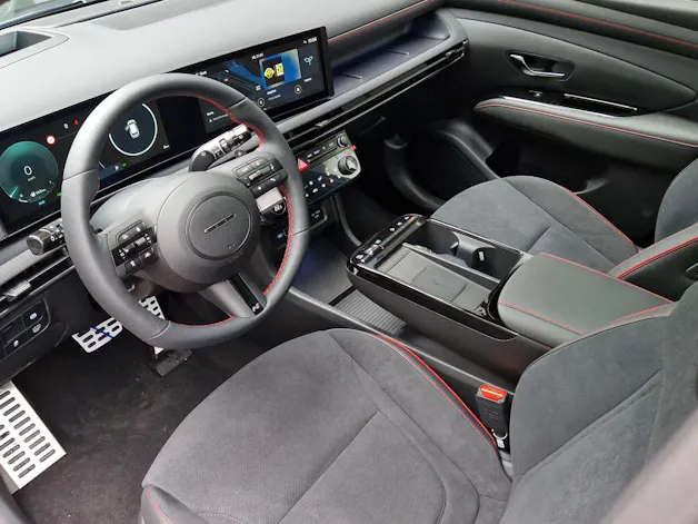 HYUNDAI Tucson 1.6 T-GDi HEV N-Line 4WD