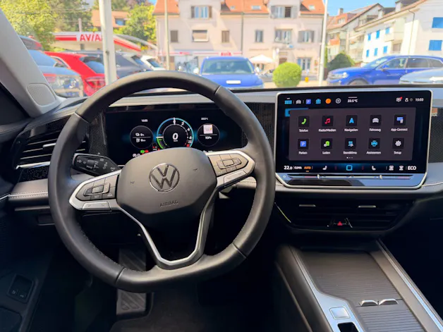 VW Passat Variant 1.5 TSI eHybrid 204 PS Business *** 5 JAHRE VW GARANTIE ***