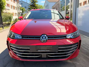 VW Passat Variant 1.5 TSI eHybrid 204 PS Business *** 5 JAHRE VW GARANTIE ***
