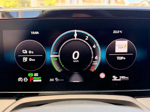 VW Passat Variant 1.5 TSI eHybrid 204 PS Business *** 5 JAHRE VW GARANTIE ***