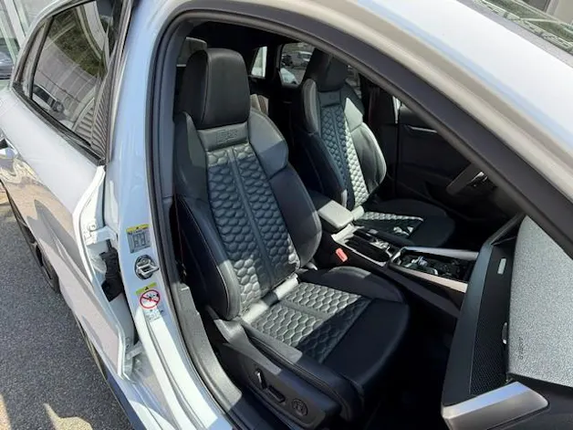 Audi RS3 Sportback 2.5 TSI quattro S-tronic