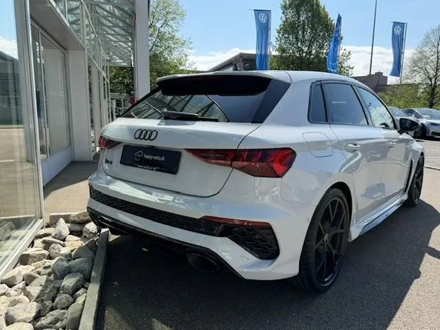 Audi RS3 Sportback 2.5 TSI quattro S-tronic
