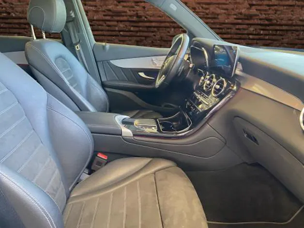 Mercedes-Benz GLC 220 d AMG Line 4Matic