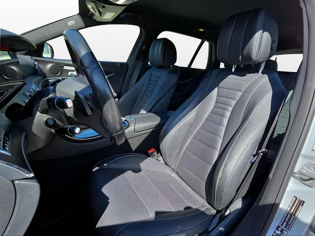 Mercedes-Benz E 400 AMG Line 4 Matic 9G-Tronic