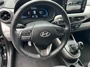 Hyundai i10 1.2 Vertex Automat