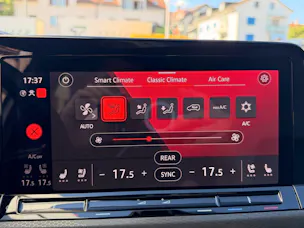 VW Golf GTI CLUBSPORT *** TOPAUSSTATTUNG MIT LEDER VIENNA ***