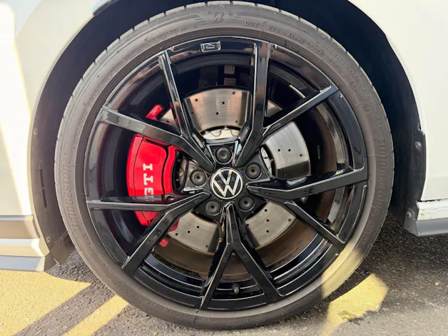 VW Golf GTI CLUBSPORT *** TOPAUSSTATTUNG MIT LEDER VIENNA ***