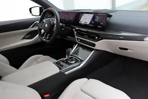 BMW M4 Cabrio Competition M CARBON EXTERIEURPAKET Individual *Frozen Deep Green*