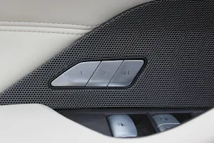 BMW M4 Cabrio Competition M CARBON EXTERIEURPAKET Individual *Frozen Deep Green*