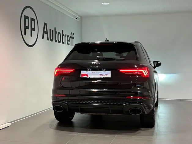 Audi RS Q3 2.5 TFSI quattro S tronic
