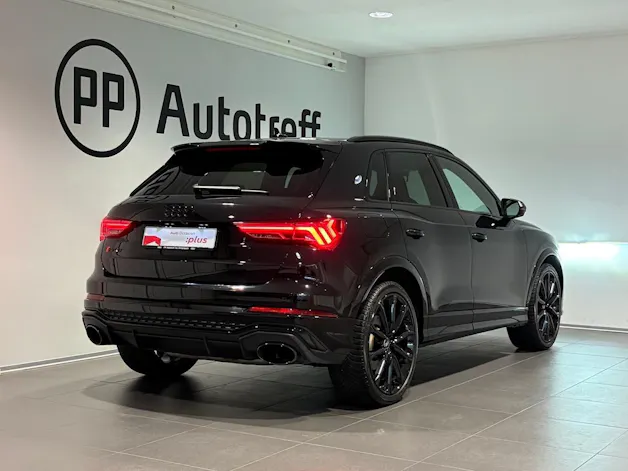 Audi RS Q3 2.5 TFSI quattro S tronic