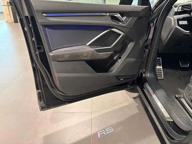 Audi RS Q3 2.5 TFSI quattro S tronic