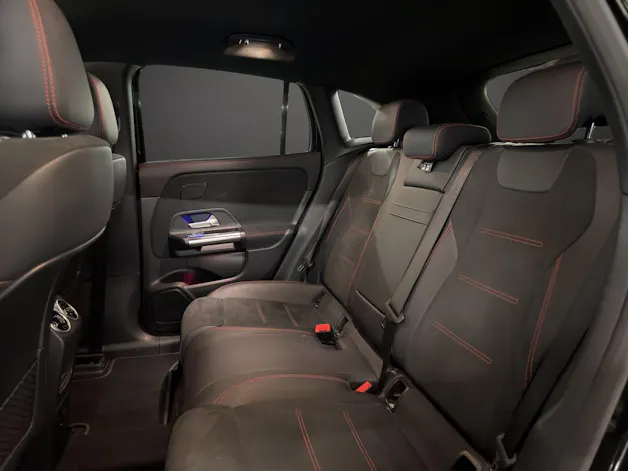 Mercedes-Benz EQA 300 AMG Line 4Matic