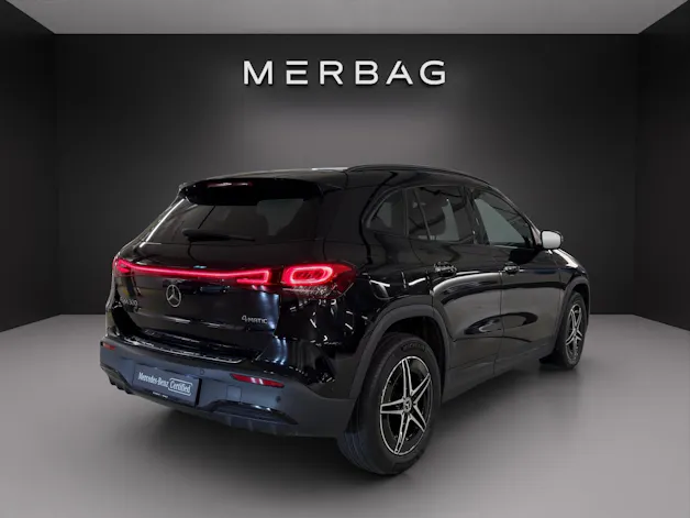 Mercedes-Benz EQA 300 AMG Line 4Matic