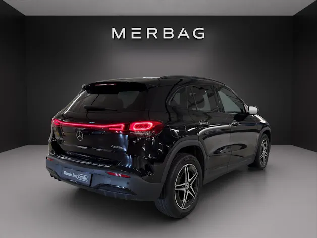 Mercedes-Benz EQA 300 AMG Line 4Matic