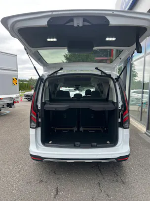 Ford TOURNEO CONNECT Grand 1.5 EcoB Active/PHEV/150CV